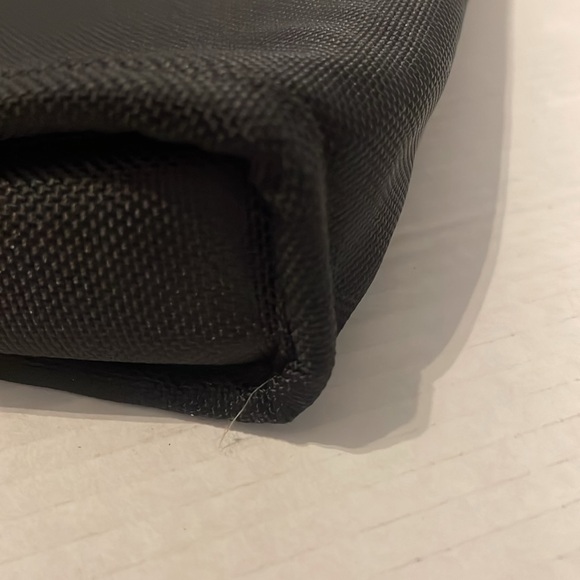 TUMI Padded Laptop Case - Picture 4 of 6
